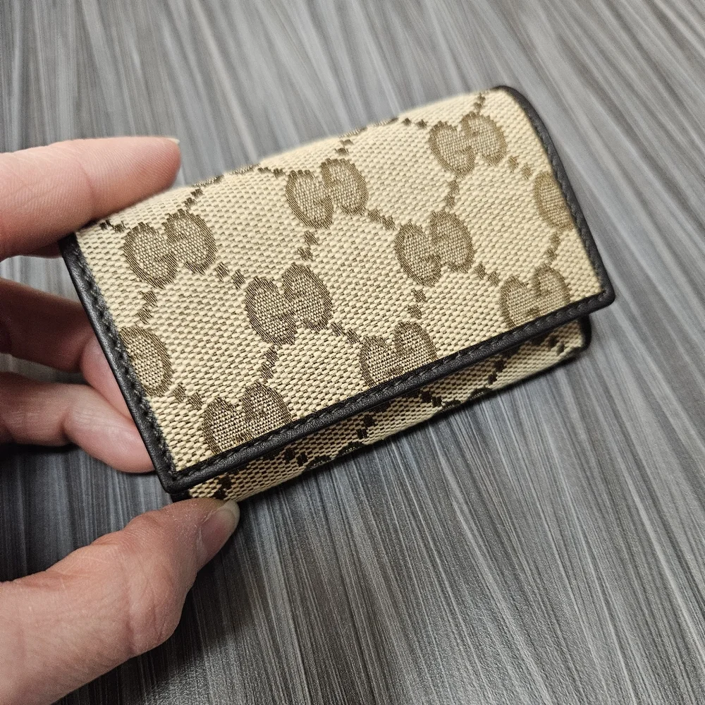 NIB Vintage Gucci Original GG Key Wallet In Beige - Picture 2 of 16